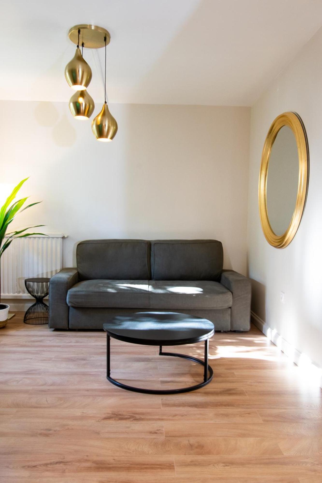 Suite Maddison Villeurbanne Exteriör bild
