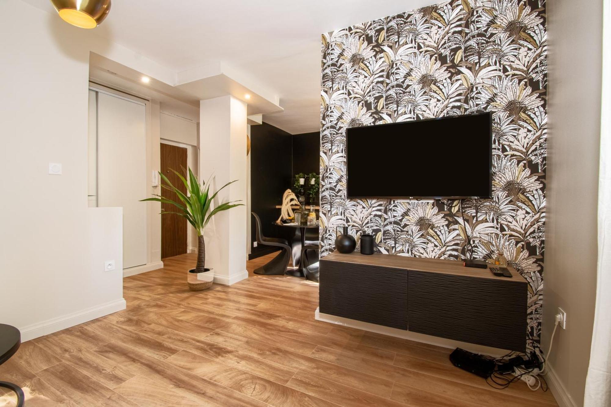 Suite Maddison Villeurbanne Exteriör bild